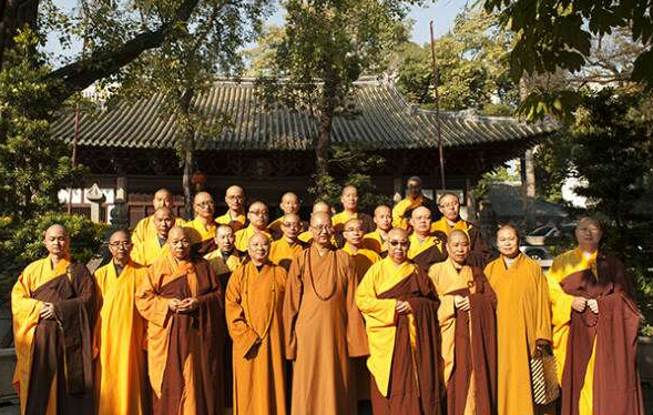 「学诚法师」中国佛教协会副会长、北京龙泉寺方丈学诚法师来访广州光孝寺