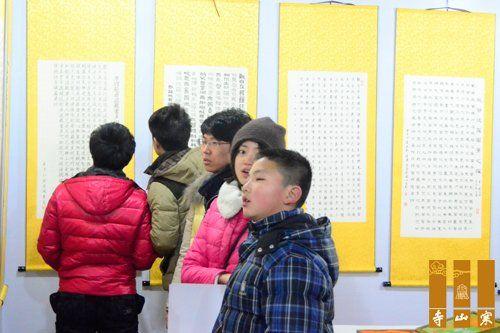 「寒山寺」江苏寒山寺数十万信众抄经并展出佳作
