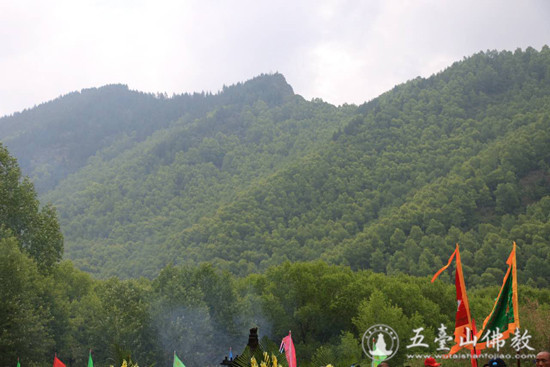 「五台山」山西五台山普化寺举行仰天大佛现世20周年纪念祈福法会