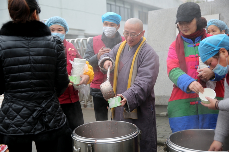 「释迦牟尼」浙江宁波慧日禅寺举行腊月初八法会