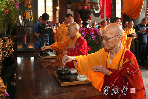 「灵隐寺」佛欢喜日 浙江杭州灵隐寺举办大型盂兰盆法会