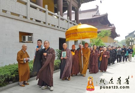 「佛教」泰州光孝律寺上成下一长老舍利入塔法会