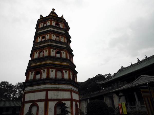 「南华寺」水月清梅：曹溪南华寺撷影