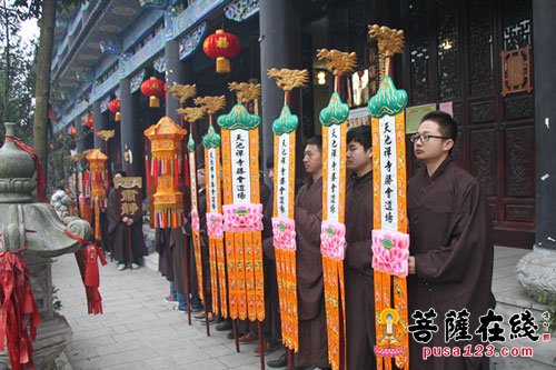 「佛教」四川自贡天池禅寺果明法师荣膺天池禅寺第十四代住持庆典法会