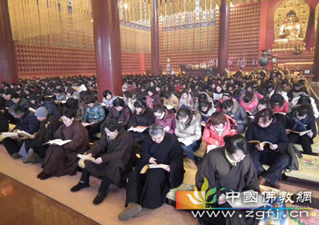 「佛教」柏林禅寺举行第六届护国镇灾般若万灯法会