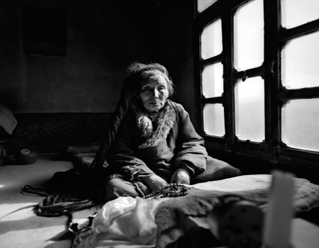 「火风」火风镜头下的藏地“觉悟者”