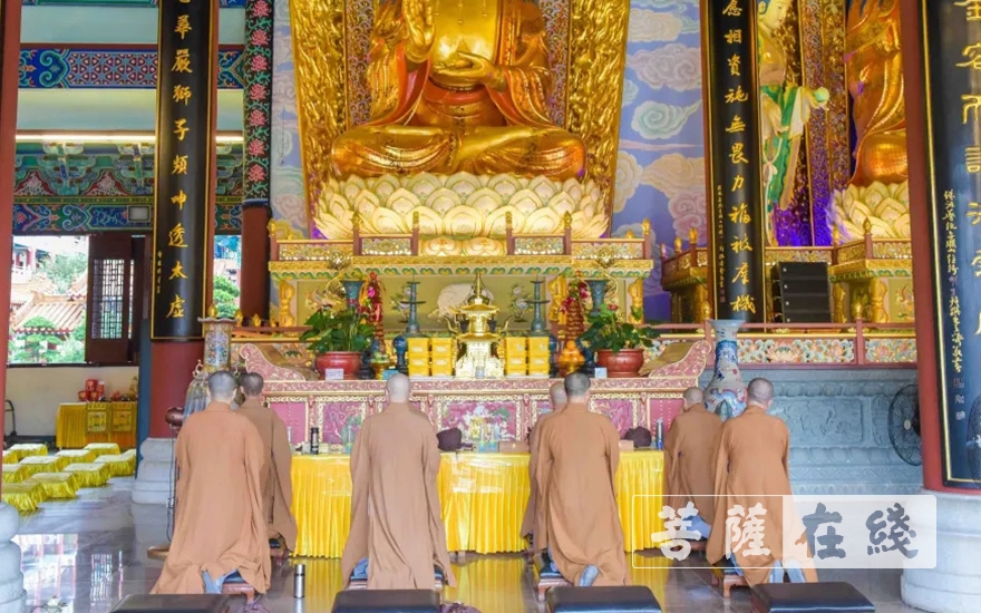 「中考」珠海普陀寺举行中考祈福法会 为考生祈福