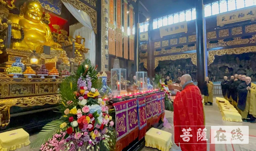 「奉化」奉化雪窦寺依旧制举行普供法会 「奉化」奉化雪窦寺依旧制举行普供法会