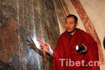 「壁画」为珍贵壁画获新生 国家投资修复西藏扎塘寺
