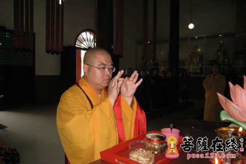 「佛教」江西宜春袁州区佛协会长圣愿法师荣任慈化禅寺住持