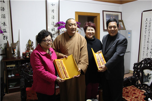台湾人民最大党主席许荣淑一行参访厦门梵天禅寺