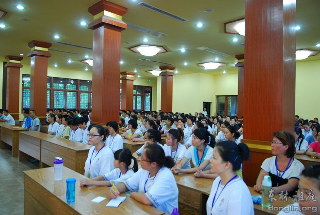 「佛教」青年学子参礼江西东林祖庭活动报道