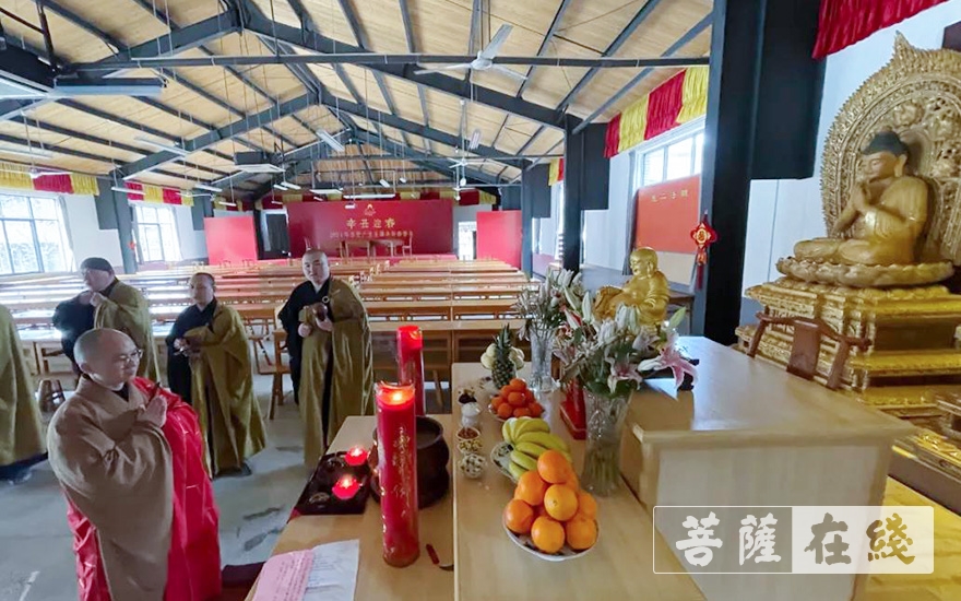 「奉化」奉化雪窦寺依旧制举行普供法会 「奉化」奉化雪窦寺依旧制举行普供法会