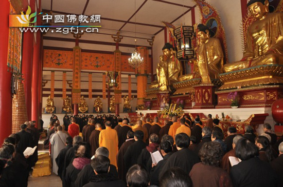 「佛教」湖北古灵泉寺举行“追思祖德、不忘祖恩”缅怀融训老和尚十周年追思法会