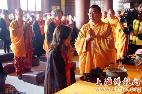 「佛教」千佛护佑 上海隆庆寺举行灵山宝殿千佛安座祈福法会 「佛教」千佛护佑 上海隆庆寺举行灵山宝殿千佛安座祈福法会