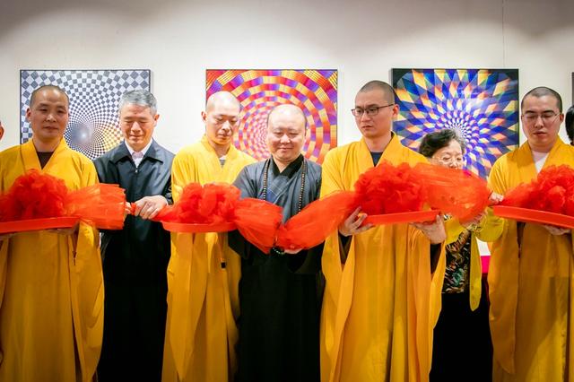 「摄影」“念——玉佛禅寺”张嘉匀视觉艺术作品展在上海启幕