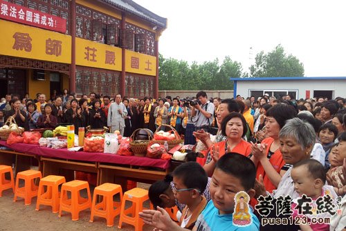 「佛教」江苏盐城射阳特庸海慧禅寺隆重举行大雄宝殿上梁法会