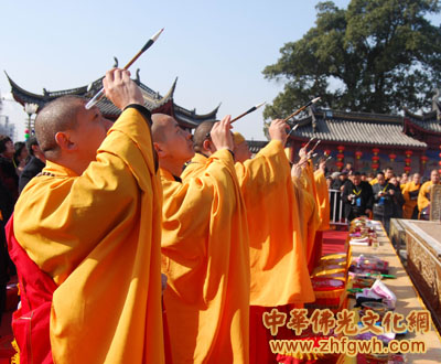 「佛教」无锡泰清寺隆重举行观音文化园落成佛像开光庆典