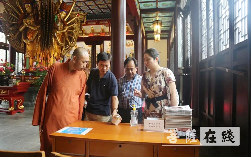 「宁国」上海徐汇区民宗办联合区卫健委等单位检查宁国禅寺防疫工作 「宁国」上海徐汇区民宗办联合区卫健委等单位检查宁国禅寺防疫工作