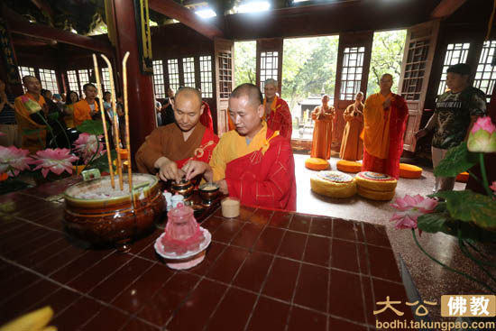 「缙云」重庆缙云寺温泉寺举行纪念惟贤长老诞辰九十五周年系列法会