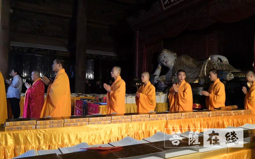 「佛教」深入三藏 嵩山少林寺于晒经节晾晒众多珍藏古籍 「佛教」深入三藏 嵩山少林寺于晒经节晾晒众多珍藏古籍
