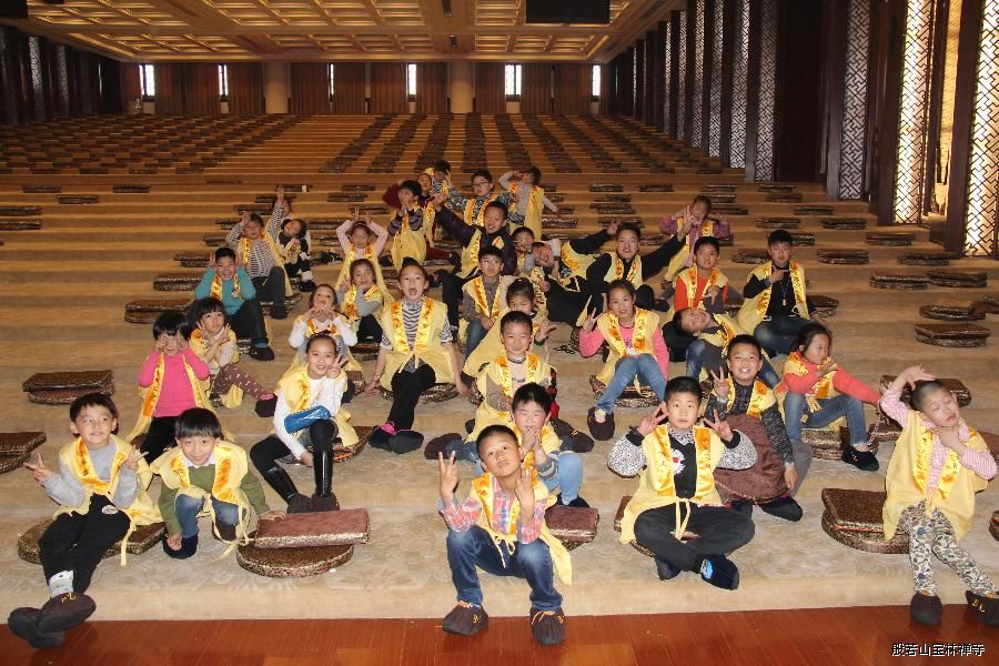 「佛学」江苏常州市武进区淹城宝林禅寺圆满举办第二期青少年佛学体验营