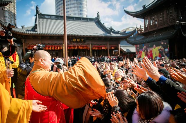 「大雄宝殿」上海玉佛禅寺大雄宝殿平移顶升圆满落成