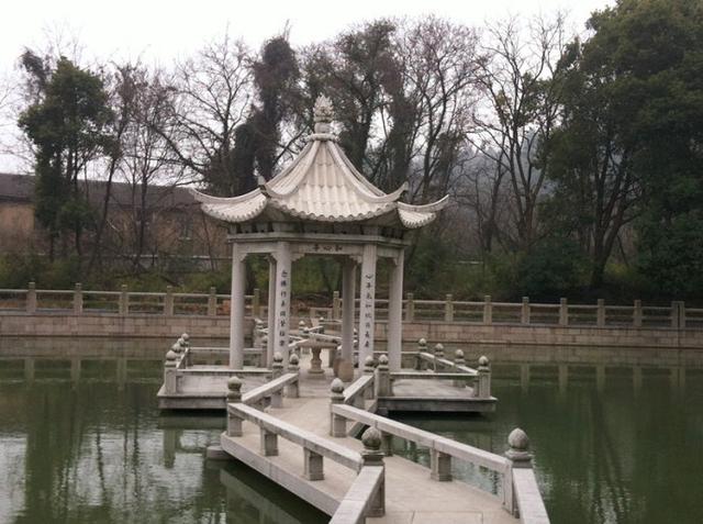 「佛教」关注老人学习佛法 苏州灵岩寺佛教安养院成立两年