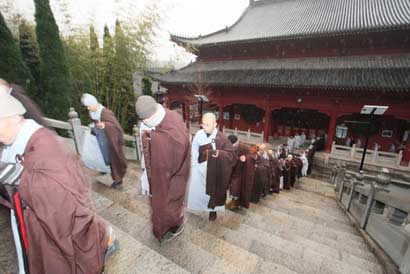 「佛教」湖北黄梅四祖寺第十届冬季禅七法会起七 净慧法师开示