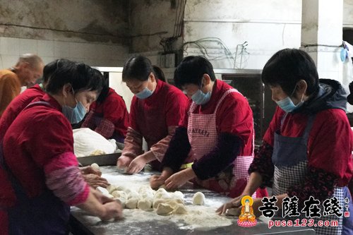 「佛教」能仁的布施者 菩萨的行者