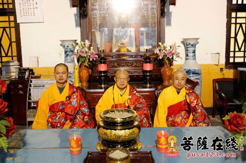 「佛教」江苏常州天宁禅寺举行万年宝鼎安放仪式