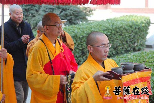 「佛教」学诚大和尚主法 千余人在法门寺皈依三宝受持五戒