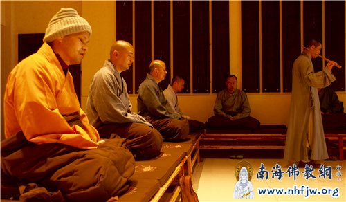 「佛教」本焕学院执事班于湖北大洪山大慈恩寺禅堂起香