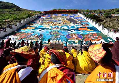 「佛教」探访800年藏传佛教寺庙女尼修行点