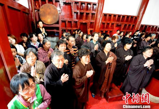 「地震」福建为尼泊尔地震灾区举行消灾祈福法会