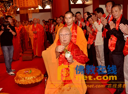 「佛教」广东汕头清云寺举行万德庄严殿佛像开光法会