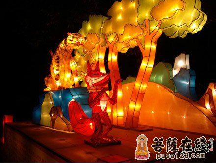 「峨眉山」四川峨眉山大佛禅院举行首届大型迎春艺术灯会