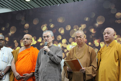 「吉隆坡」守护希望 马来西亚各宗教在吉隆坡机场联合祈福