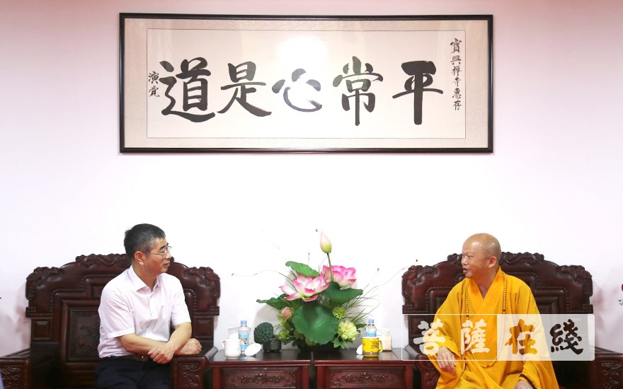 「佛教」江西省委统战部副部长刘伟旗一行赴马祖岩宝兴禅寺调研 「佛教」江西省委统战部副部长刘伟旗一行赴马祖岩宝兴禅寺调研