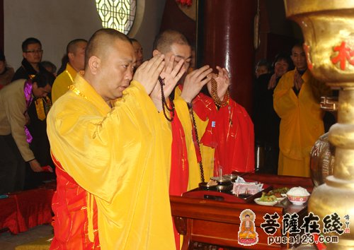 「佛教」上海金山区佛教协会举行缅怀达缘长老扫塔祭祀活动