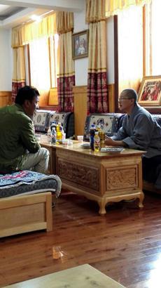 「佛教」云南佛教协会为尼众寺院举行慈善义诊并发放爱心物资