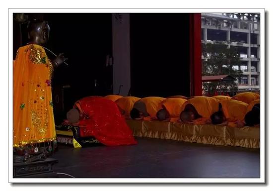 「佛教」福建资国寺乙未年请执仪式在大雄宝殿内举行 「佛教」福建资国寺乙未年请执仪式在大雄宝殿内举行