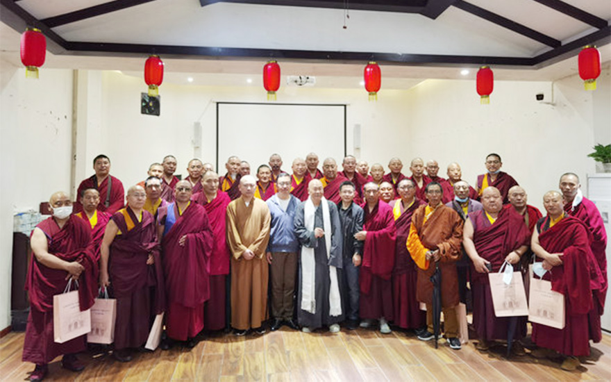 「佛教」2020年西藏藏传佛教寺庙管委会主任培训班一行参访湖南佛学院和麓山寺 「佛教」2020年西藏藏传佛教寺庙管委会主任培训班一行参访湖南佛学院和麓山寺
