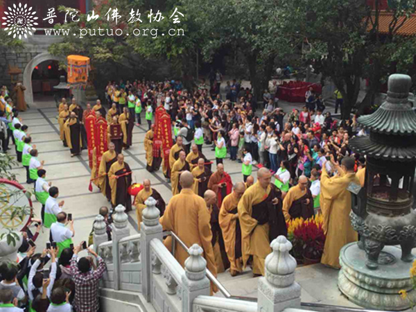 「佛教」香港宝莲禅寺举行第八代方丈净因法师升座典礼