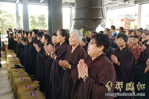 「佛教」上海松隐禅寺“华严海上第一钟”安装成功，举行祈福法会