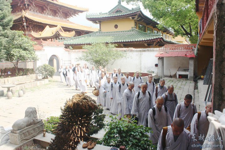 「灵岩山」苏州灵岩山佛学院学僧团参访东林祖庭 「灵岩山」苏州灵岩山佛学院学僧团参访东林祖庭