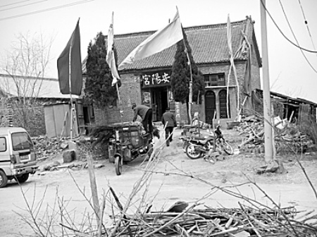 河南省荥阳市依法清查非法宗教活动场所