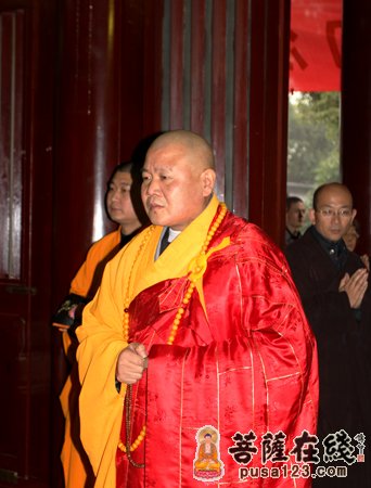 「寒山寺」万人抄经功德回向法会在江苏苏州寒山寺举行 「寒山寺」万人抄经功德回向法会在江苏苏州寒山寺举行