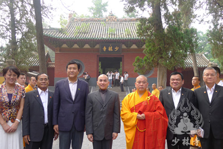 「佛教」柬埔寨国王诺罗敦·西哈莫尼一行参访河南禅宗祖庭少林寺