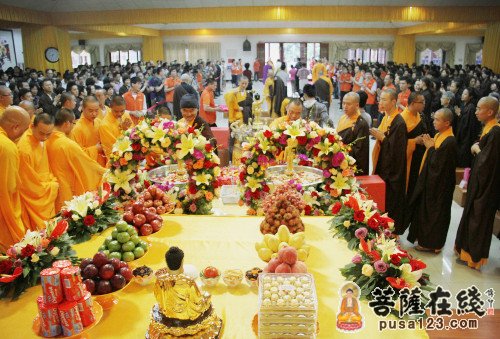 「弘法寺」深圳弘法寺举办浴佛节暨千人皈依大法会